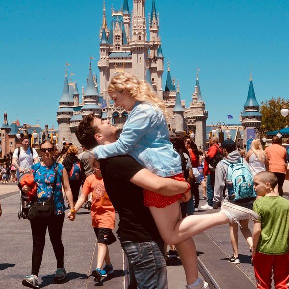 Meet your Posher, Jessa - Picture 1 of 1